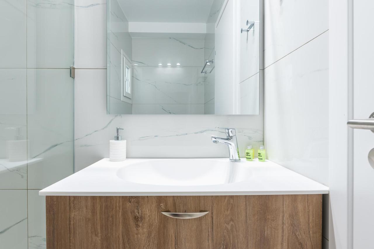 Stylish 1Br Apartment In The Heart Of Koukaki Ateny Zewnętrze zdjęcie